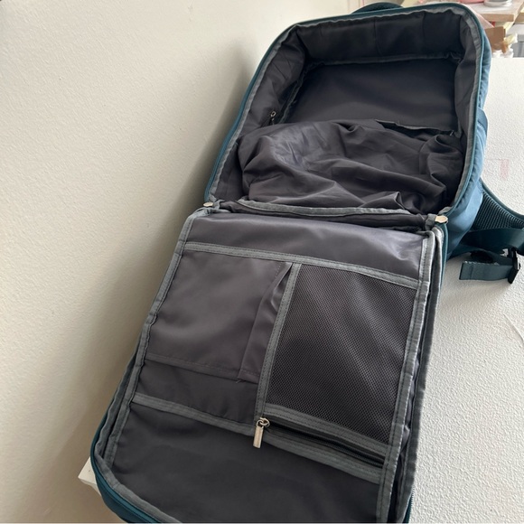 Travel  Backpack - Picture 6 of 8